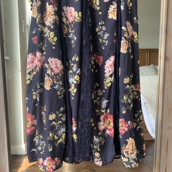 NWT ASOS Design Navy Floral Midi Dress, Size 6 - Picture 6 of 7